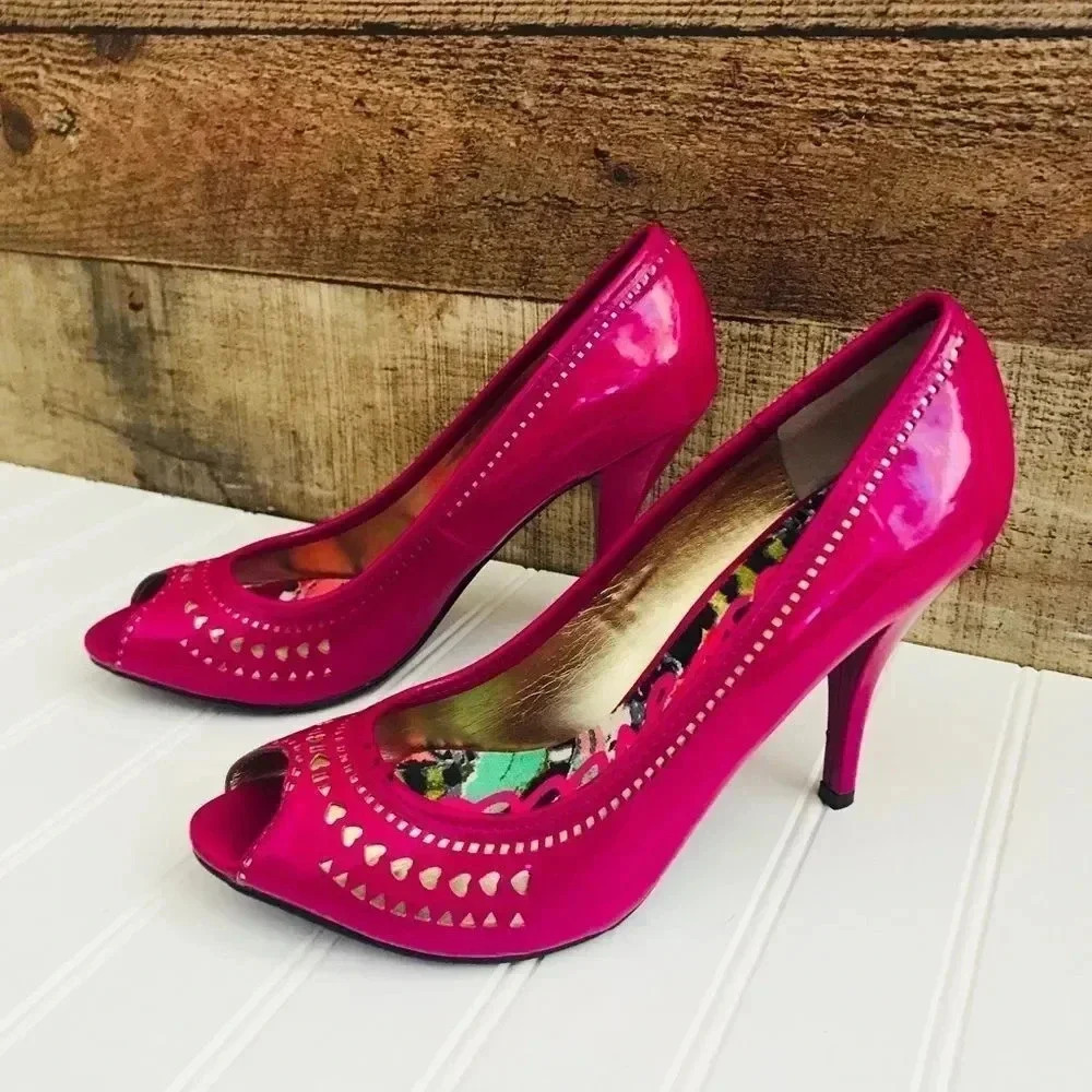 Betsey Johnson Heart Patent Leather Pumps
